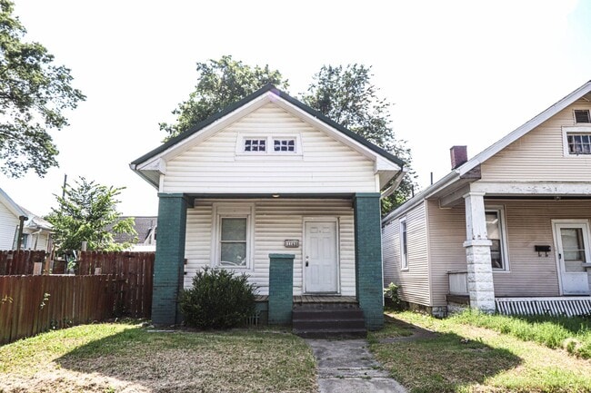 Primary Photo - Just updated 2 bed 1 bath