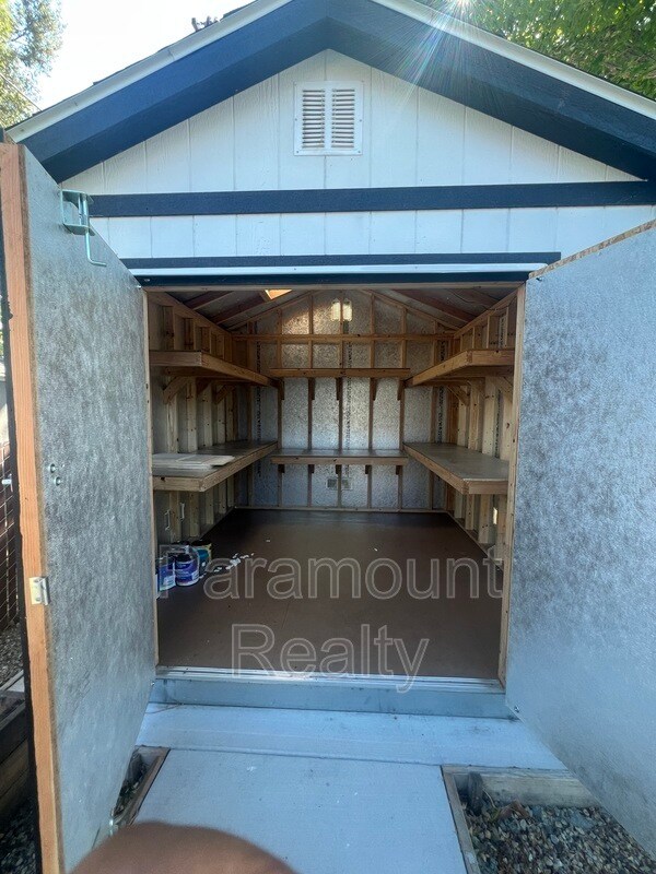 Building Photo - 30407 Treeview St