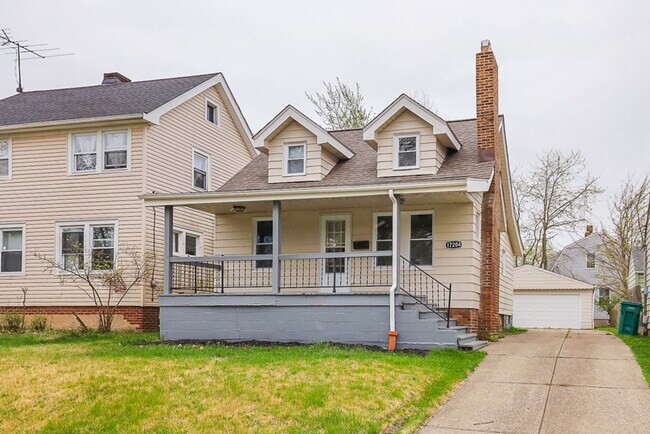 Building Photo - 2 Bedroom 1 bath Single Family Home