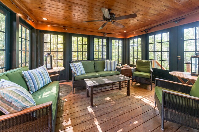 Building Photo - 131 Fish Hook Rd