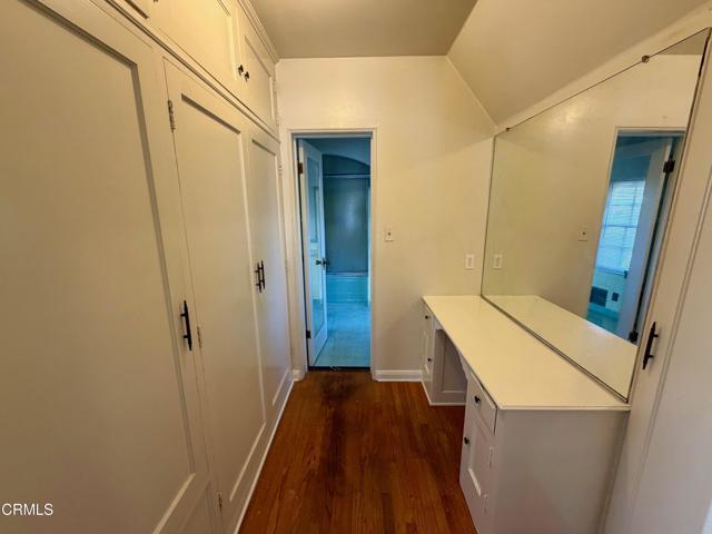 Building Photo - 1428 Oak St