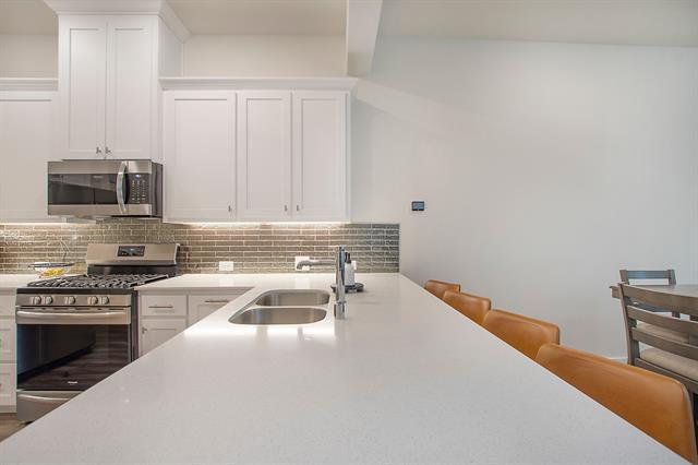 Building Photo - 6429 Northern Dancer Dr