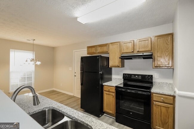 Building Photo - 1030 Overlook Dr