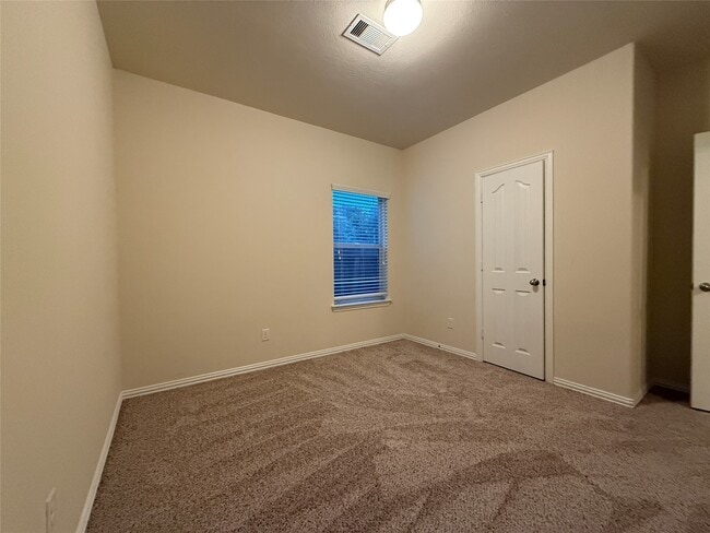 Building Photo - 8010 Rowena Dale Dr