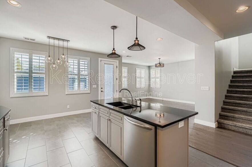 Building Photo - 2474 Eaton St