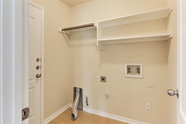 Building Photo - 2600 Grand Mission Way