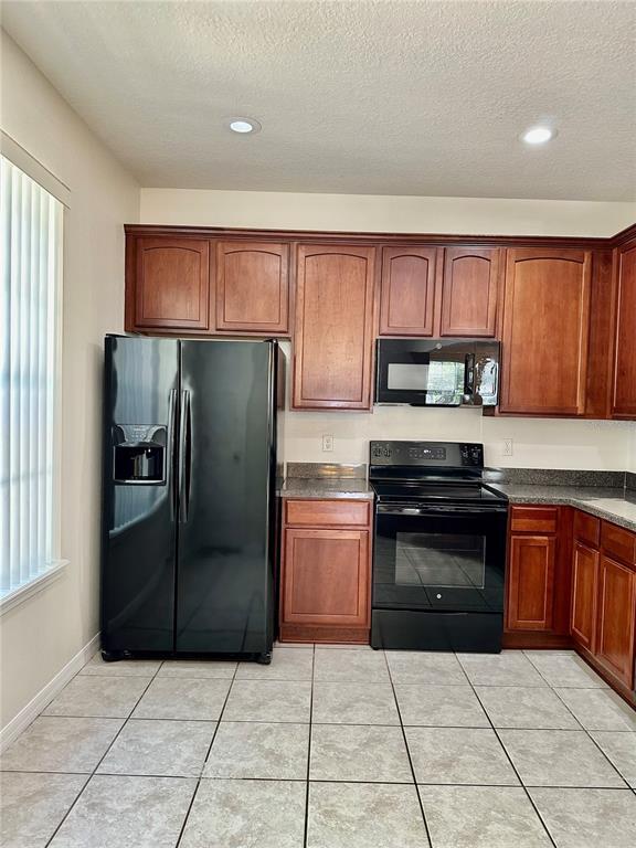 Building Photo - 27747 Pleasure Ride Loop