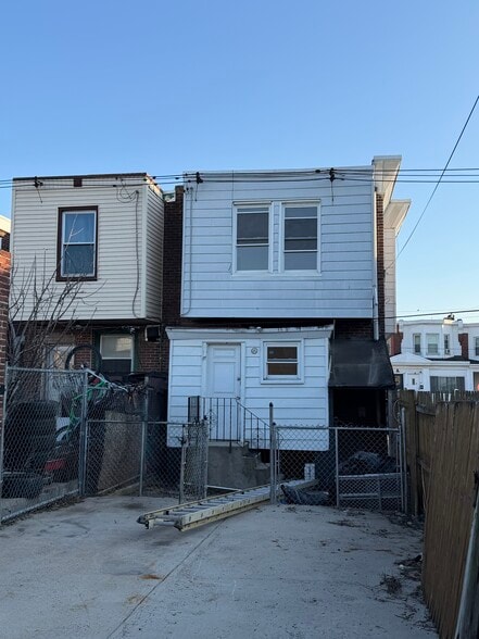 Building Photo - 313 E Eleanor St