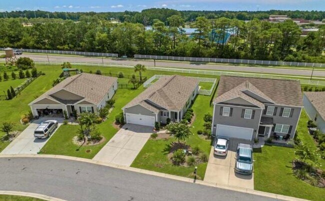 Building Photo - 542 Hay Hill Ln