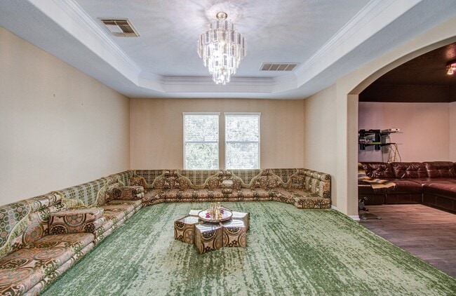 Building Photo - 26427 Sagewood Forest Dr