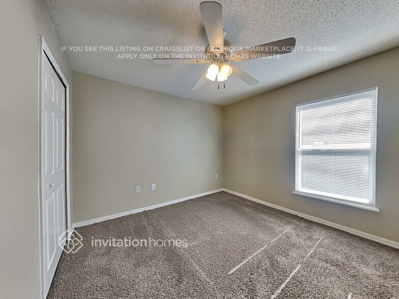 Building Photo - 13006 Waterbourne Dr