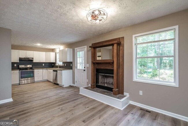 Building Photo - 3080 Meadow Trail