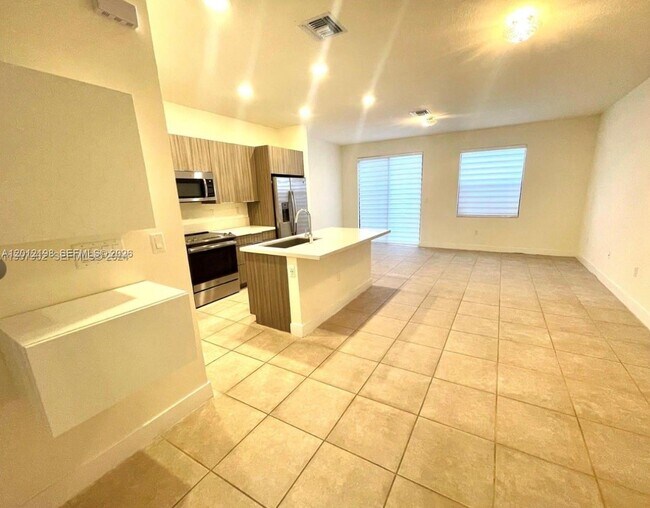 Building Photo - 9083 NW 159th St