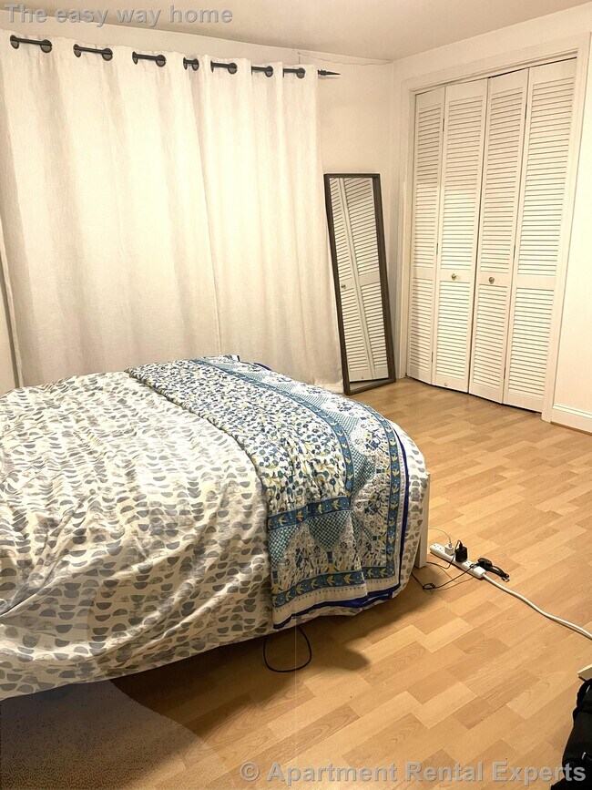 Building Photo - 159 Auburn St