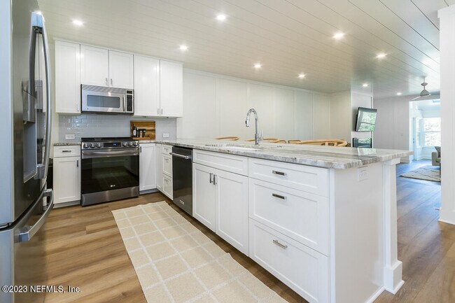 Building Photo - 646 Ponte Vedra Blvd