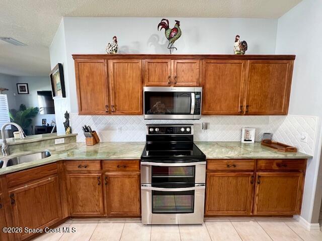 Building Photo - 331 Castlewood Ln