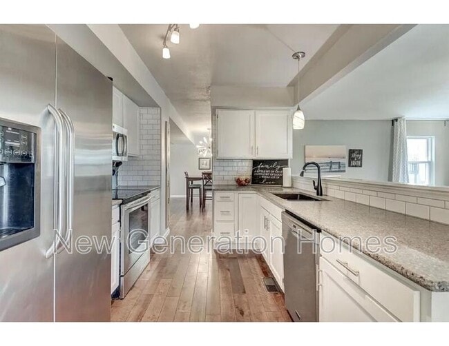Building Photo - 4245 Sabin Ct