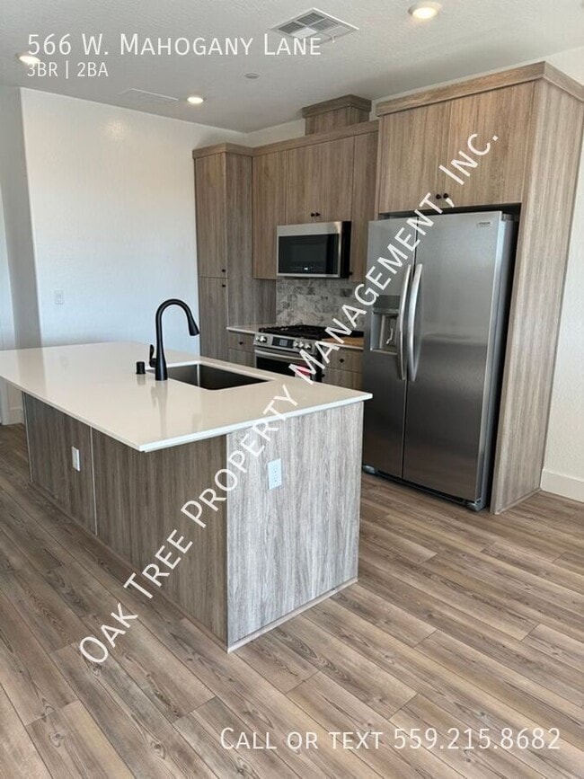 Building Photo - 566 W Mahogany Ln