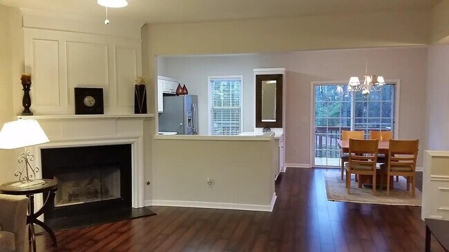 Building Photo - 3423 Lathenview Ct
