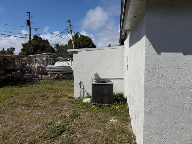 Building Photo - 1214 Highview Rd