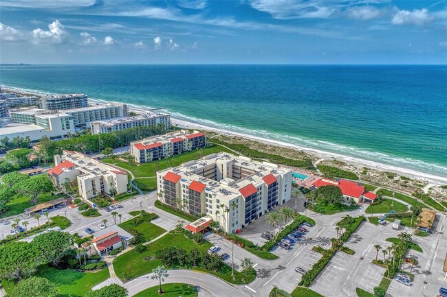 Building Photo - 1945 Gulf of Mexico Dr