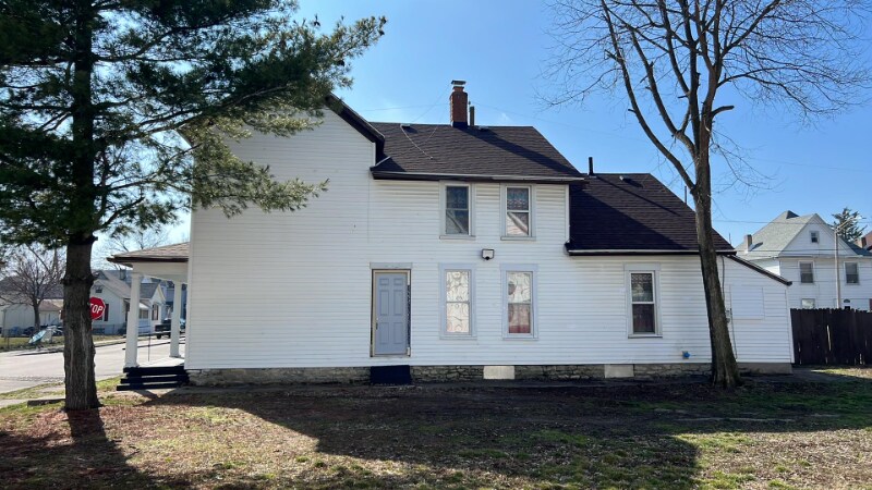 Building Photo - 143 Martz Ave