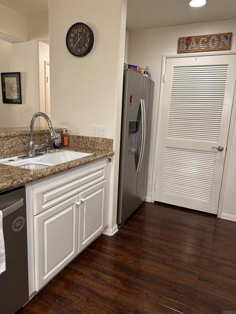 Building Photo - 95 Via Sovana