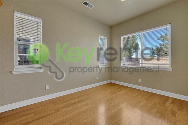 Building Photo - 9535 Setina Ln