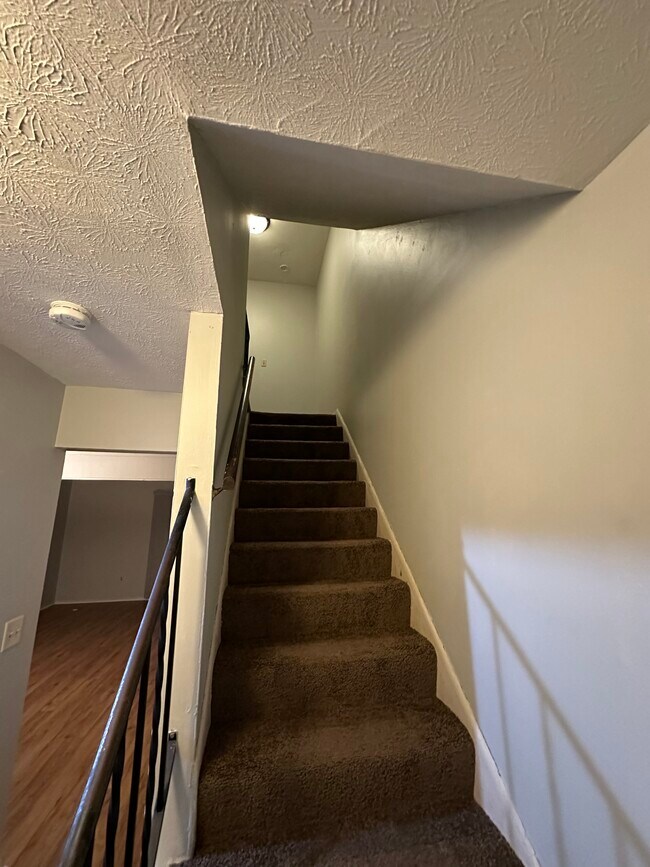 Building Photo - 6570 Santa Cruz Pl