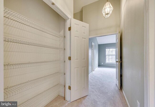 Building Photo - 11485 Carriage Gate Ct