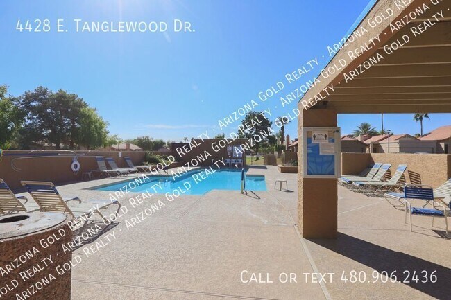 Building Photo - 4428 E Tanglewood Dr