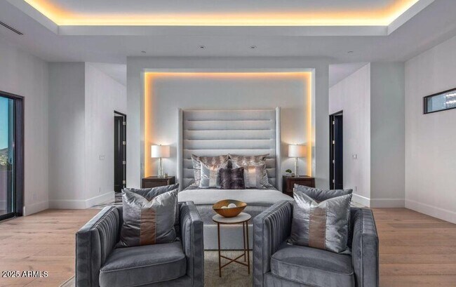 Building Photo - 4880 E Lone Mountain Rd N