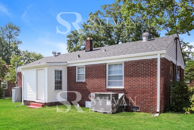 Building Photo - You are exactly where you ought to be!