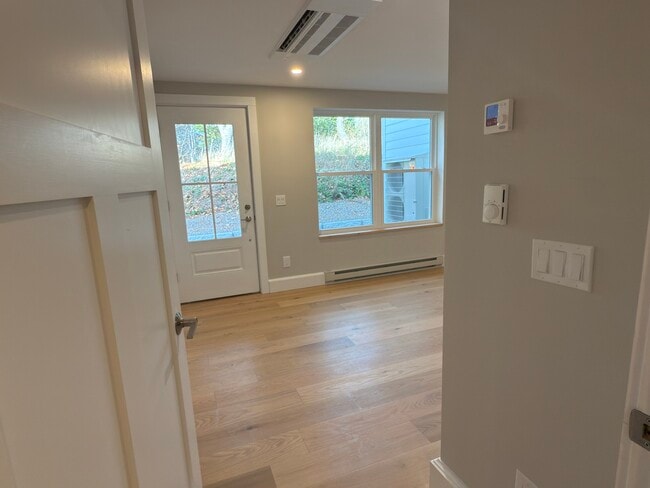 Building Photo - 42 O'Neil St