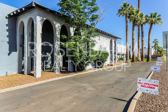 Building Photo - 6320 N 16th St