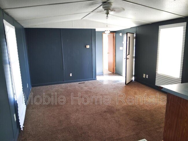 Building Photo - 32 Red Fox Loop