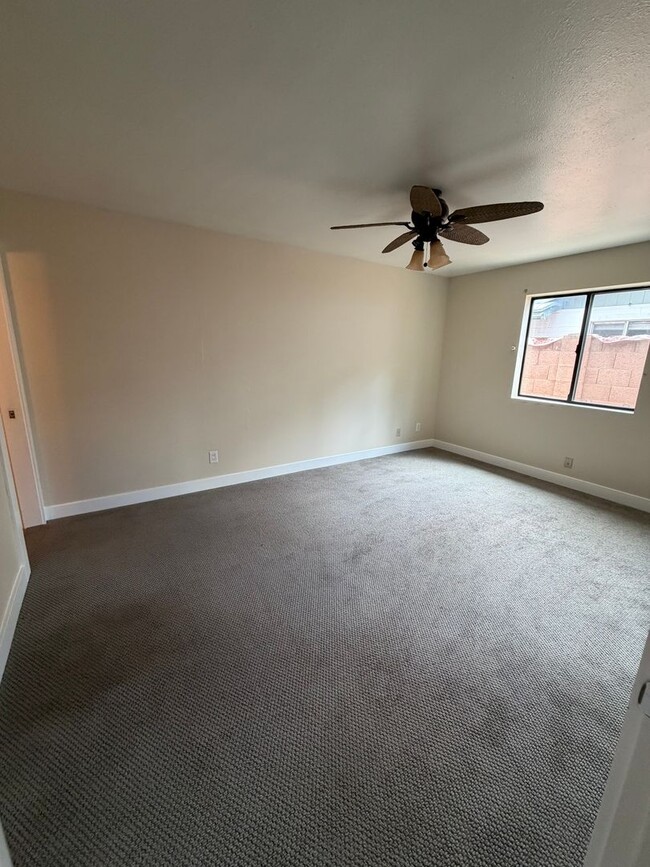 Building Photo - Beautiful 3bedroom/1.75 bathrooms, Corner Lot with RV Gate with Lush Backyard