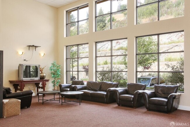 Building Photo - 2210 Gellert Blvd