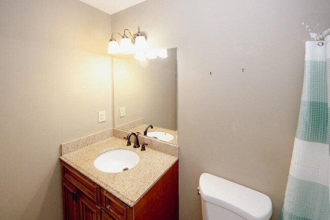Building Photo - 4033 Scenic Mountain Dr SW