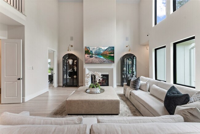Building Photo - 2118 Bennet Ct