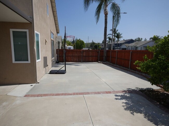 Building Photo - 5838 Mimosa Ct