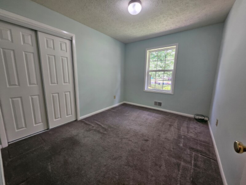 Building Photo - 8376 Priem Rd