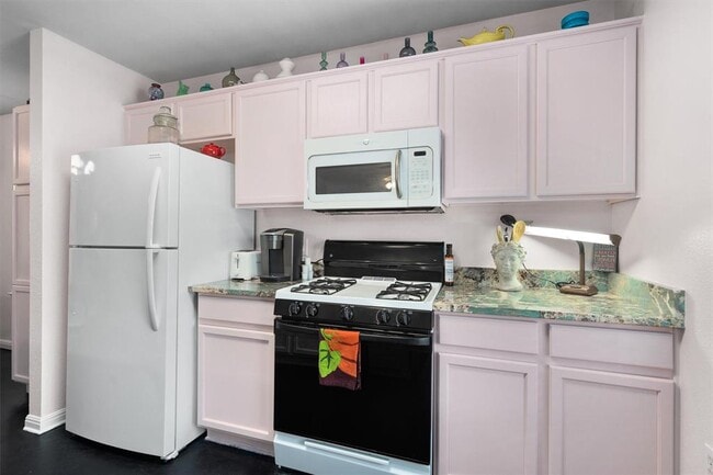 Building Photo - 1407 Sanchez St