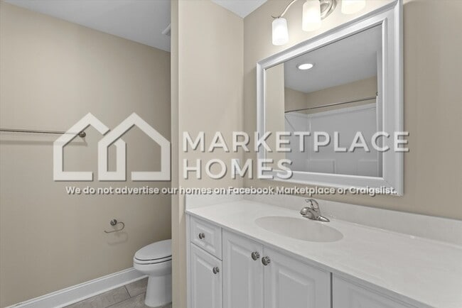 Building Photo - 2233 Perrins Ln