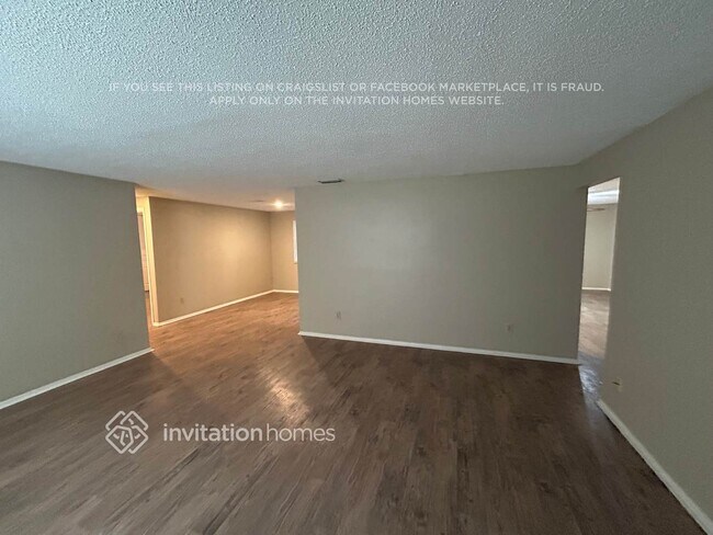 Building Photo - 703 Redondo Dr