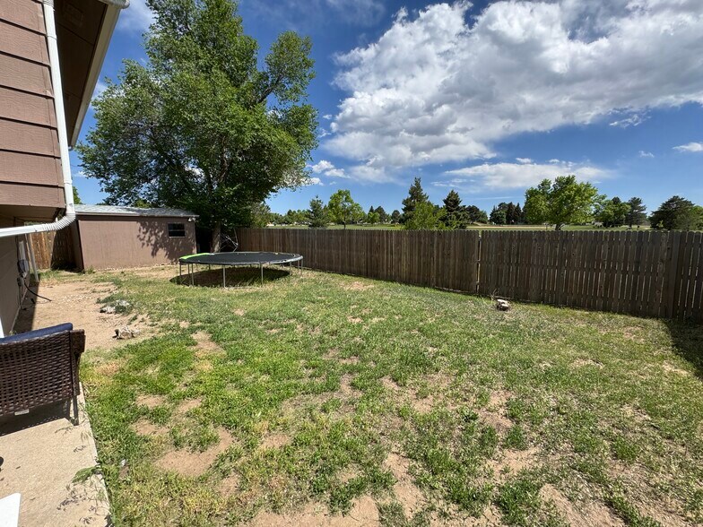 Building Photo - 3122 Moonbeam Cir S