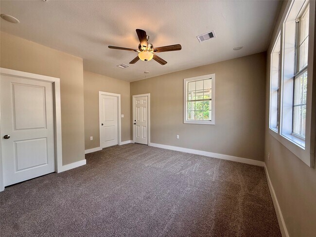 Building Photo - 1816 Ryon St