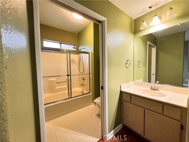 Building Photo - 13133 Le Parc Blvd