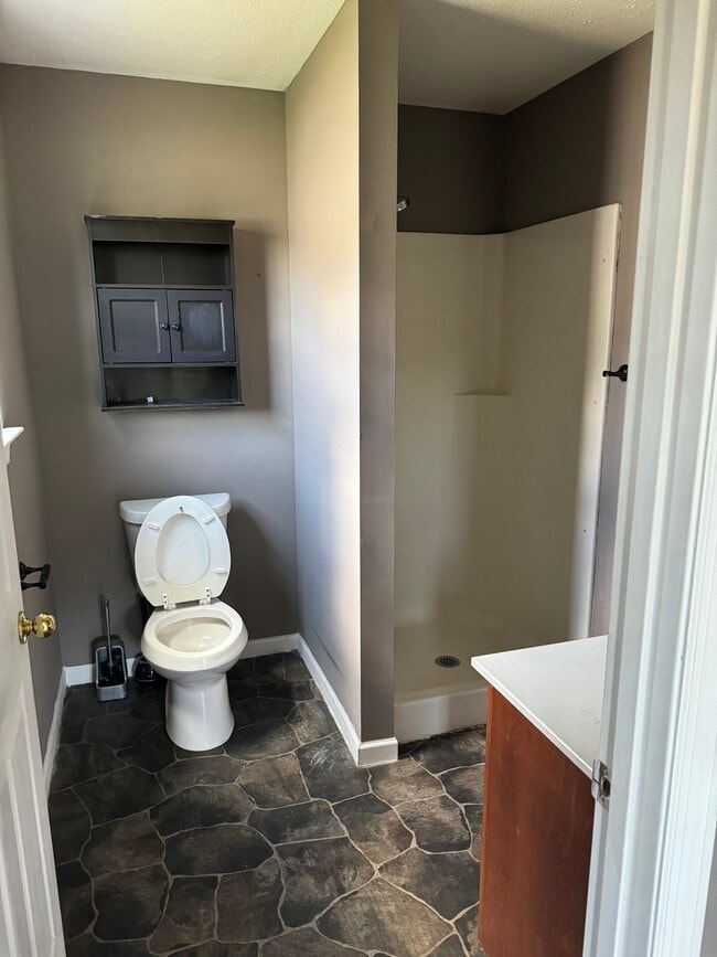 Building Photo - 2107 Century Ave SE