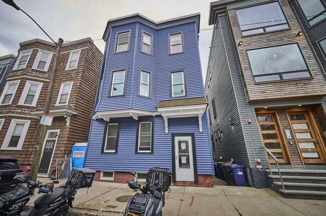 Building Photo - 38 Washburn St